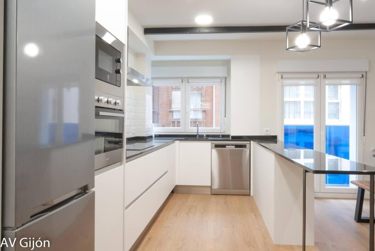 Apartamento La Playa 17 Gijón Dış mekan fotoğraf